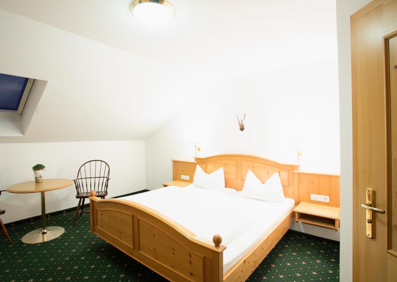 Landgasthof Schmuck Sauerlach Esterno foto